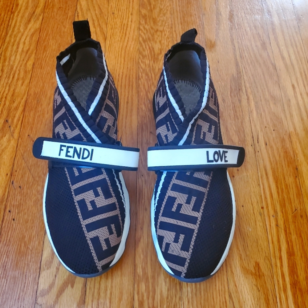 Fendi love rickoko knit sneaker authentic women sz 38 made in Italy